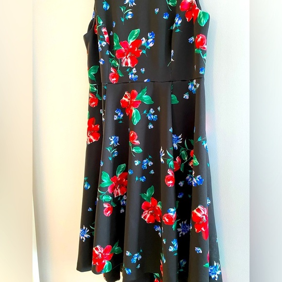 Calvin Klein floral sleeveless fit flair dress soft substantial fabric 14W
C - Picture 9 of 12